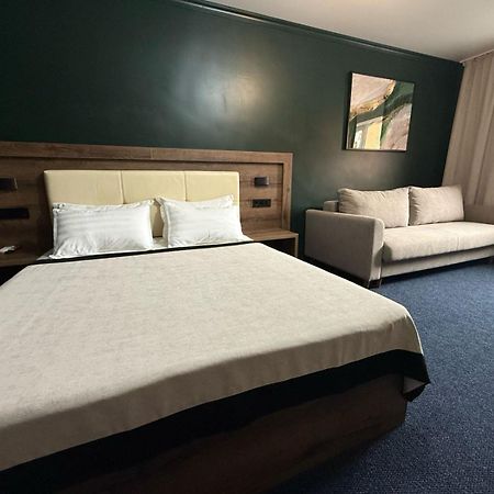 Ulpan Mini Hotel Astana Eksteriør bilde