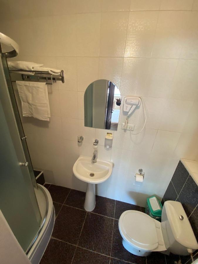Ulpan Mini Hotel Astana Eksteriør bilde