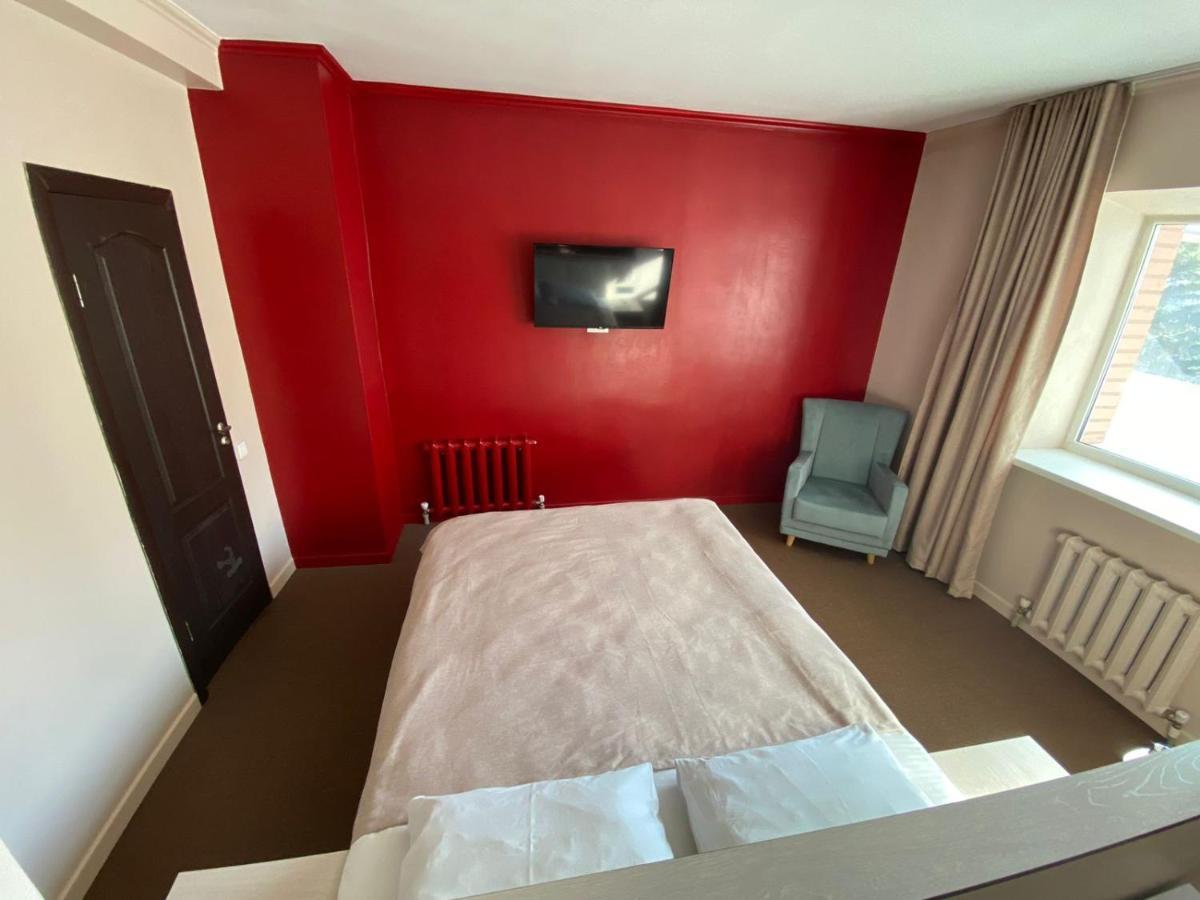 Ulpan Mini Hotel Astana Eksteriør bilde