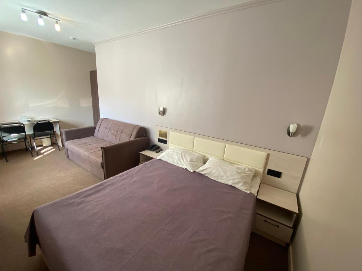 Ulpan Mini Hotel Astana Eksteriør bilde