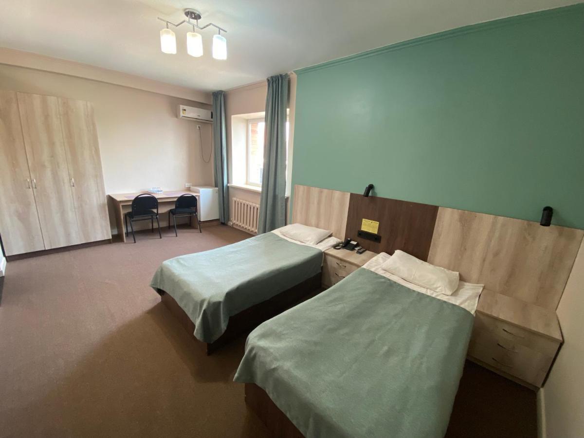 Ulpan Mini Hotel Astana Eksteriør bilde