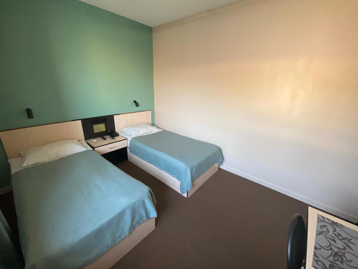 Ulpan Mini Hotel Astana Eksteriør bilde