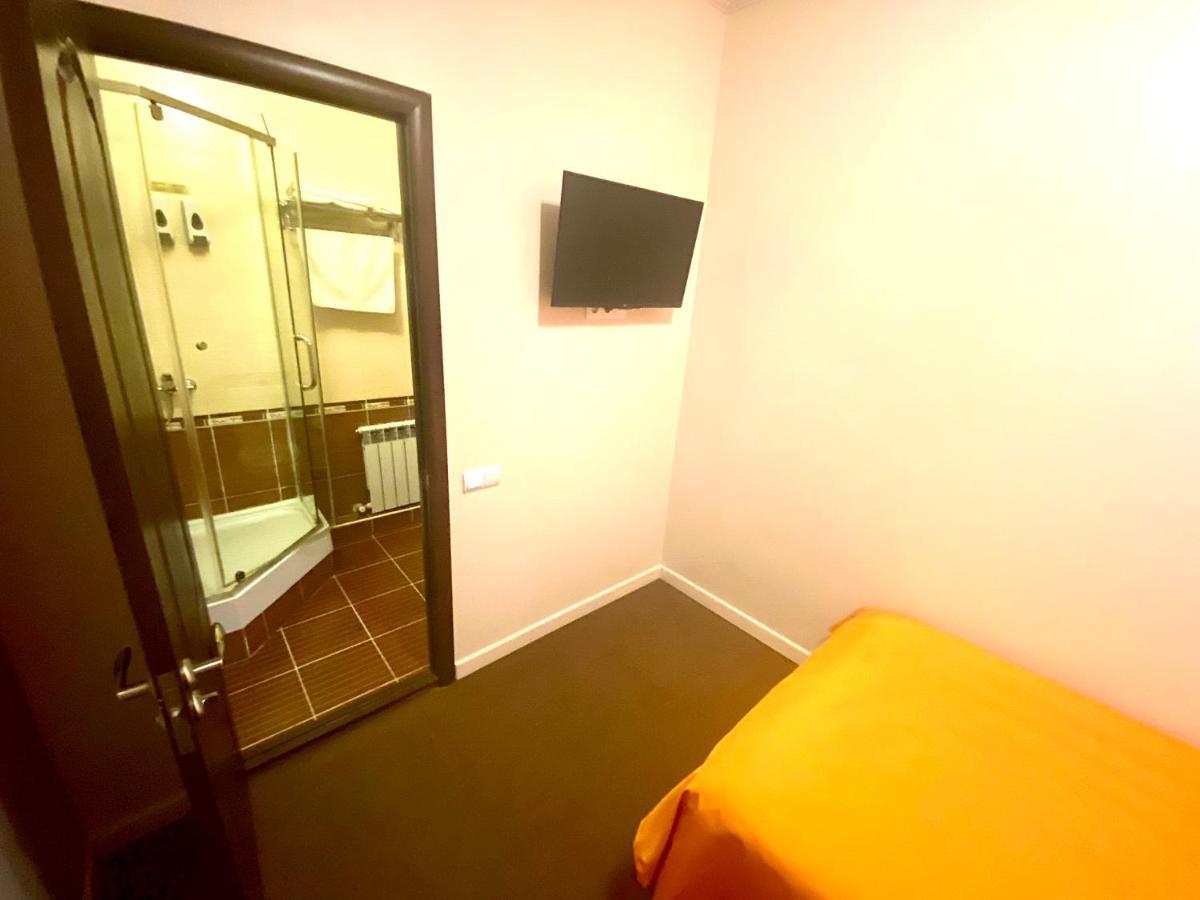 Ulpan Mini Hotel Astana Eksteriør bilde