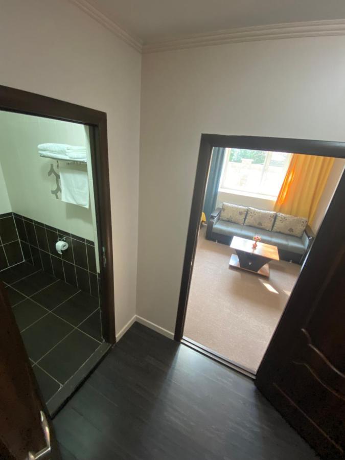 Ulpan Mini Hotel Astana Eksteriør bilde