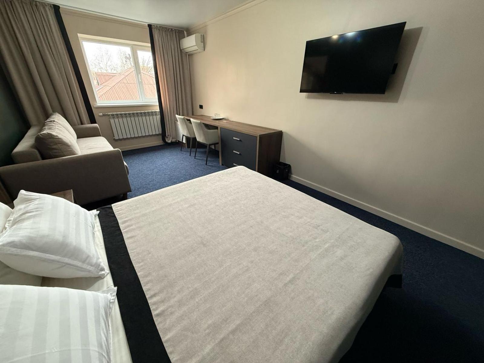 Ulpan Mini Hotel Astana Eksteriør bilde